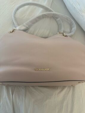 Michael Kors Raven LG Soft Pink Leather Tote NWT $298